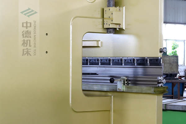 ZDP-20050增强型喉口，有用抵当机架受力变形.jpg